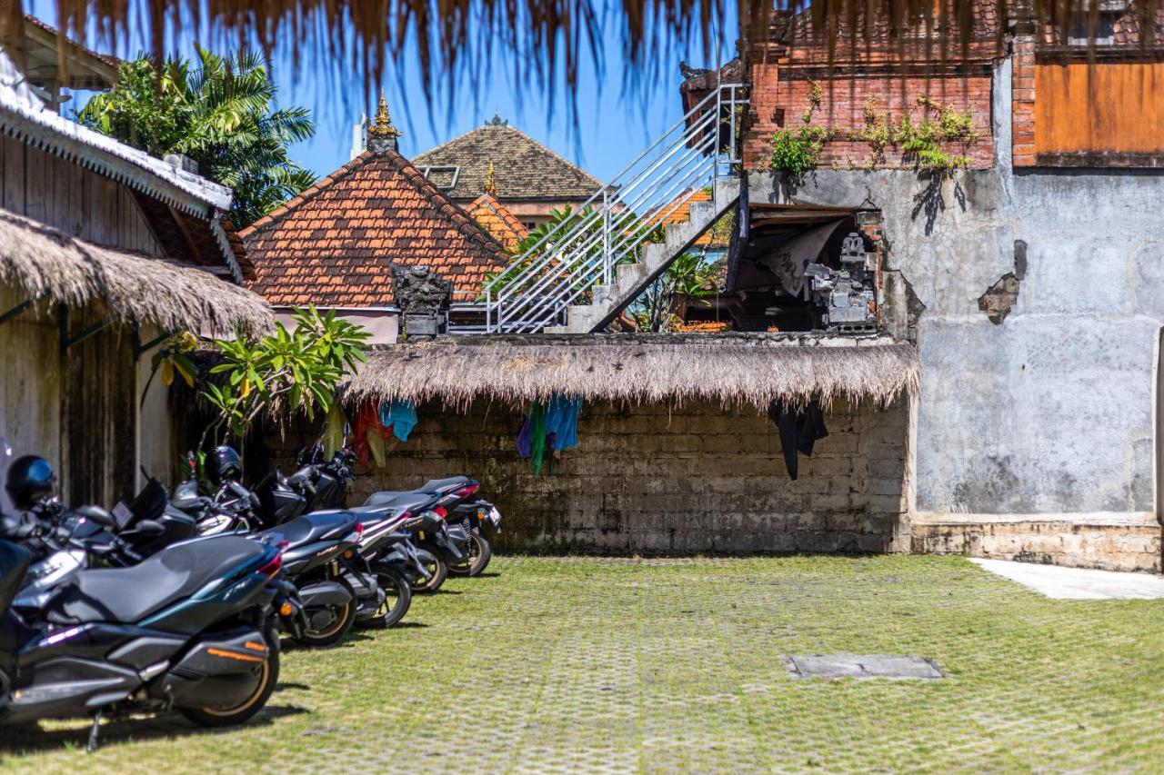 Casa Batu Belig Villa Seminyak  Exterior photo